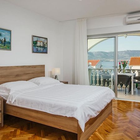 Apartments Bago Trogir Exterior photo