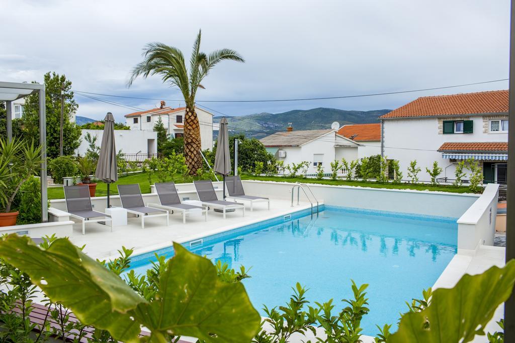 Apartments Bago Trogir Exterior photo